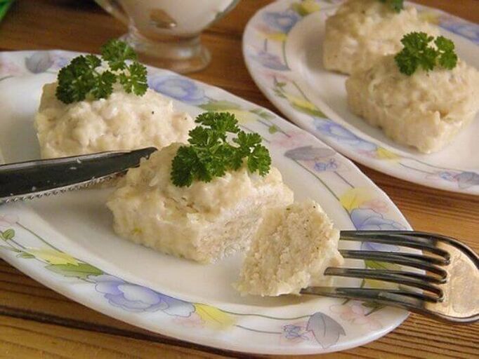 Omlet jajeczny na parze jest zawarty w diecie na zapalenie trzustki